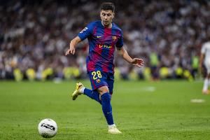 每体:巴萨视伯纳尔为未来中场核心 弗里克计划11月给他比赛时间